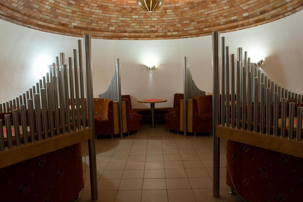 Hotel Imos Břeclav Екстериор снимка