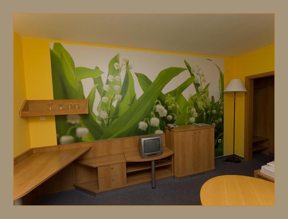 Hotel Imos Břeclav Екстериор снимка
